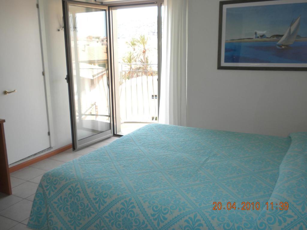 Hotel La Roccia Palau Rum bild